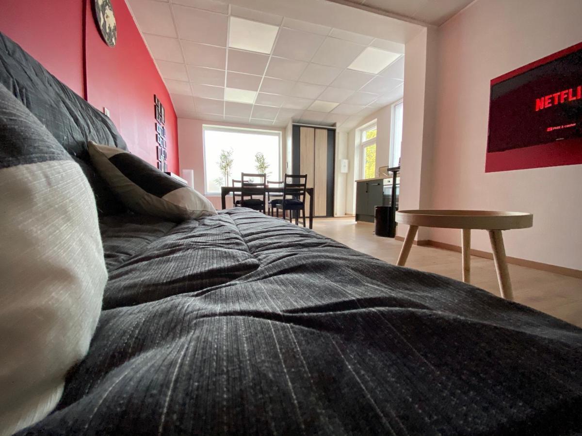 Logements équipés à Onnaing avec espace Balneo en OPTION proche Toyota, autoroute et Valenciennes Exterior foto